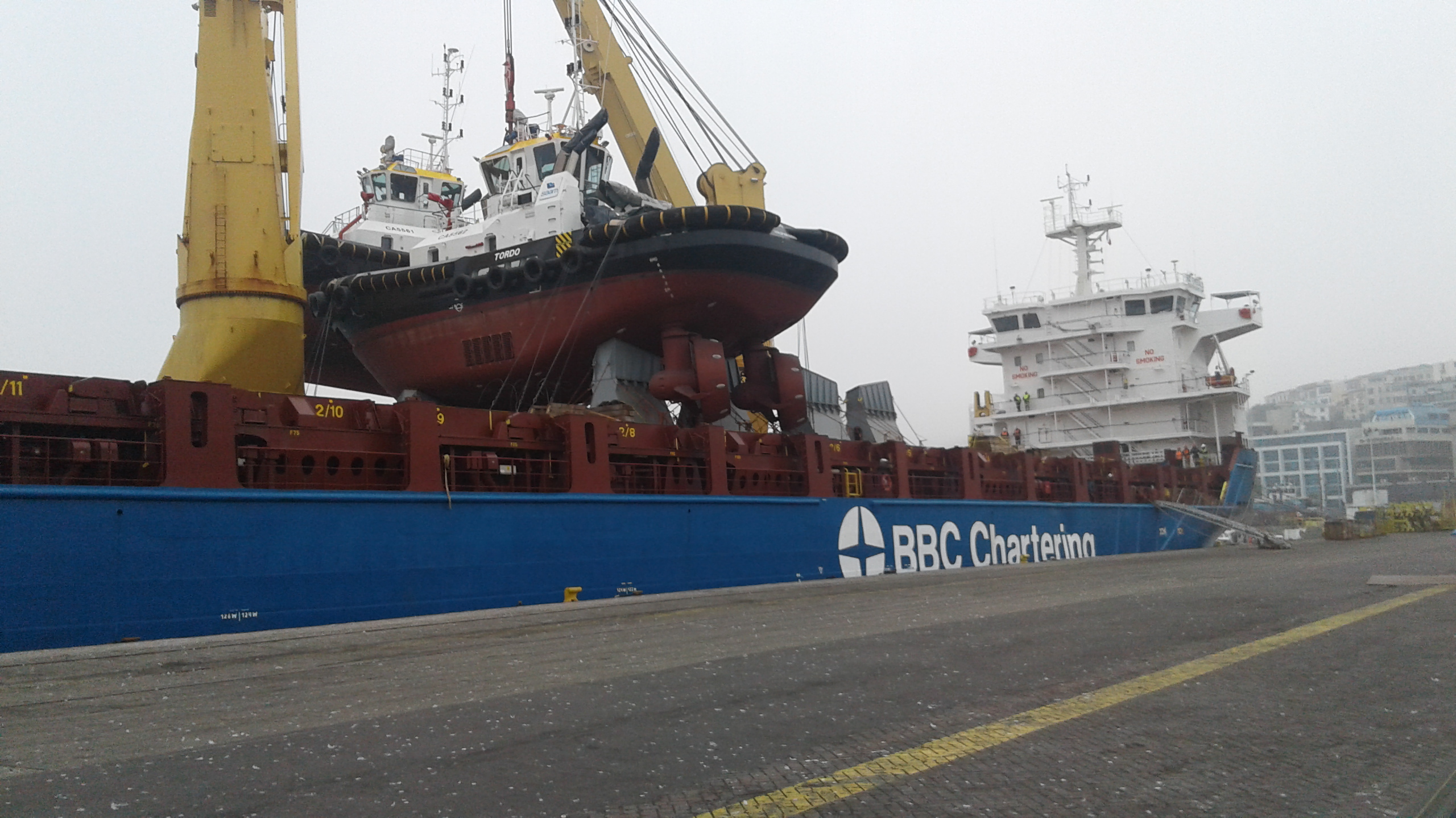 Vessel supply Chile
